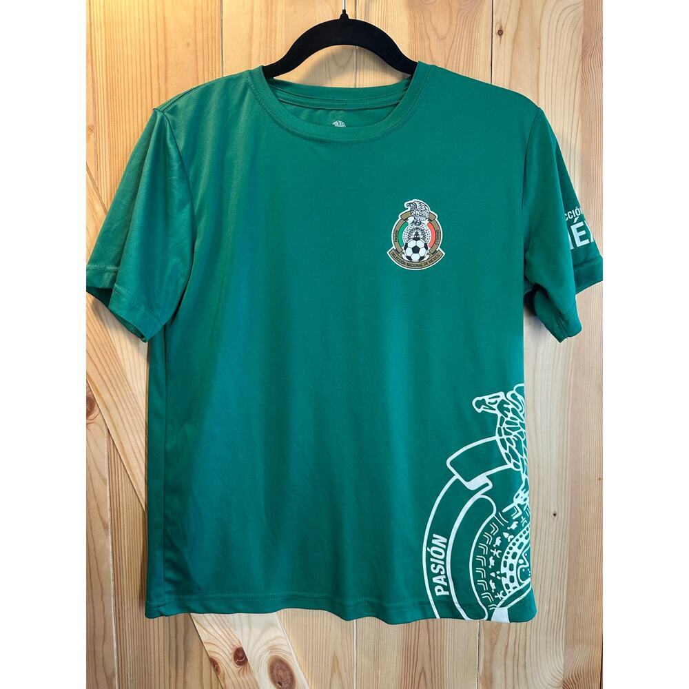 Selección Nacional de
México Pasión Graphic T- Shirt - Youth Size L/G